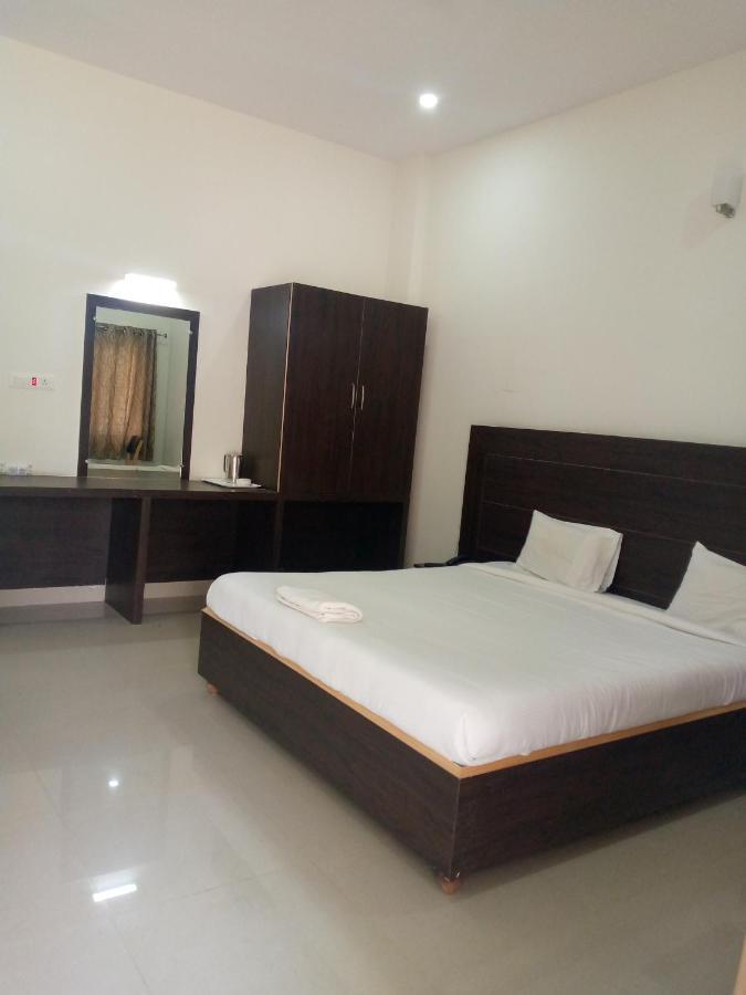 Nijaguna Residency Chamrajnagar Exterior photo