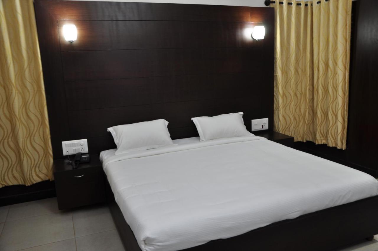 Nijaguna Residency Chamrajnagar Exterior photo