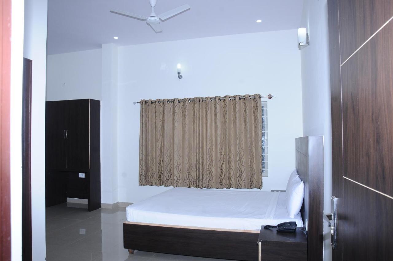 Nijaguna Residency Chamrajnagar Exterior photo